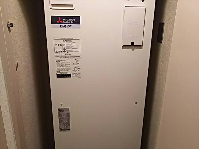 東京都世田谷区 電気温水器交換工事 三菱電機SRG-201G